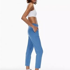 Aritzia Weekender Pant